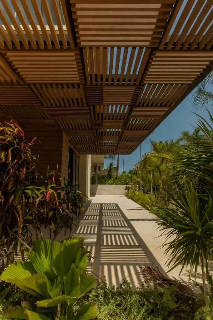 Viga Q012 2.90x 6.2x12cm (NEGRO)